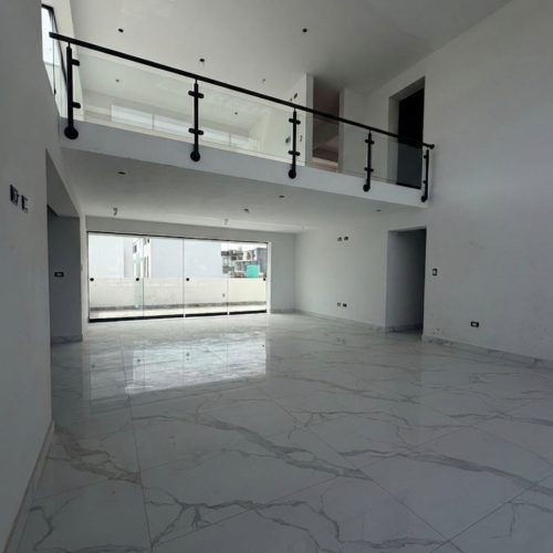 Sala - Dúplex (Techo Doble Altura)